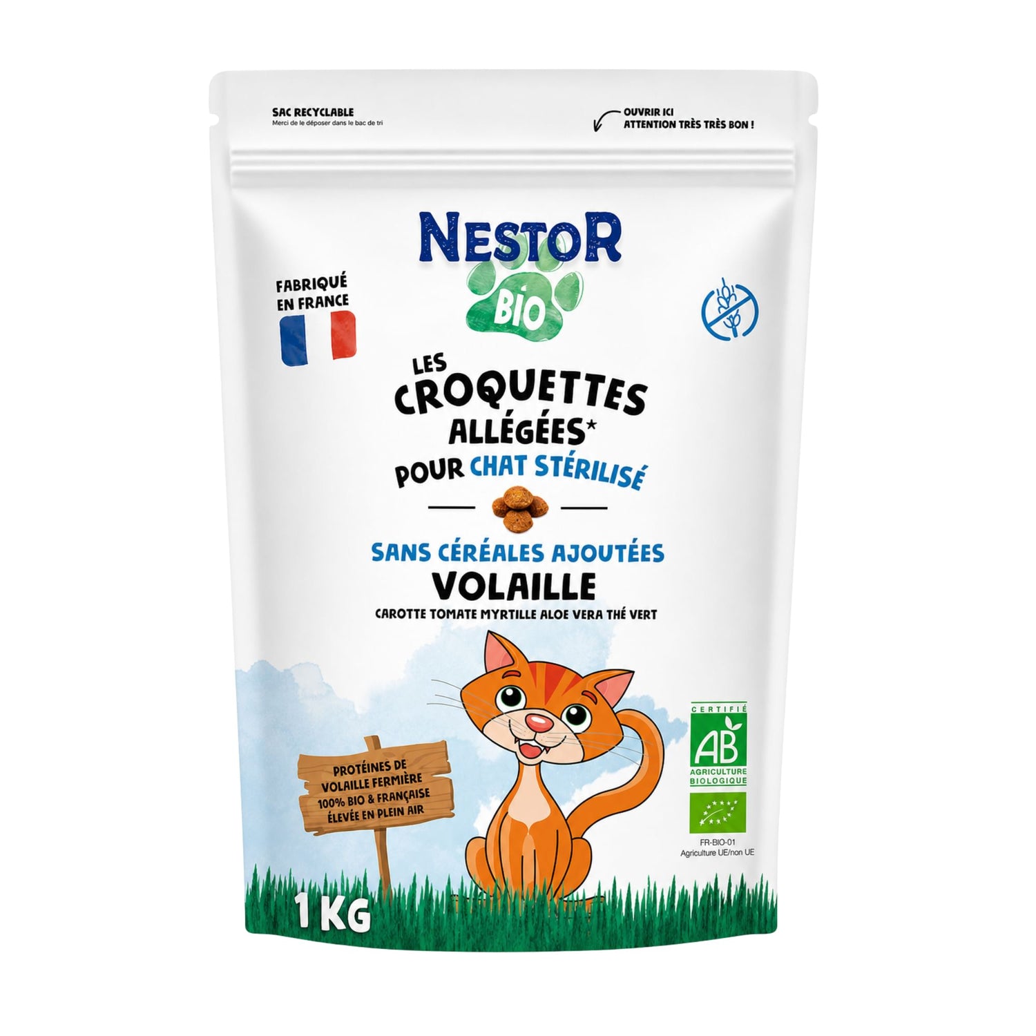 Sac 1 kg Nestor Bio de croquettes allégées sans céréales pour chat stérilisé, à la volaille fermière bio française, enrichies en carotte, tomate, myrtille, aloe vera et thé vert